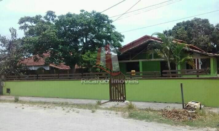 Imagem Imóvel com 2 Quartos à Venda, 1.000 m² em Araruama