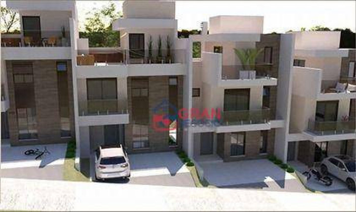 Imagem Sobrado com 3 Quartos à Venda, 166 m² em Bom Retiro - Curitiba Imagem Sobrado com 3 Quartos à Venda, 166 m² em Bom Retiro - Curitiba