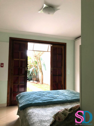 Imagem Casa com 2 Quartos à Venda, 126 m² em Areao - Taubaté