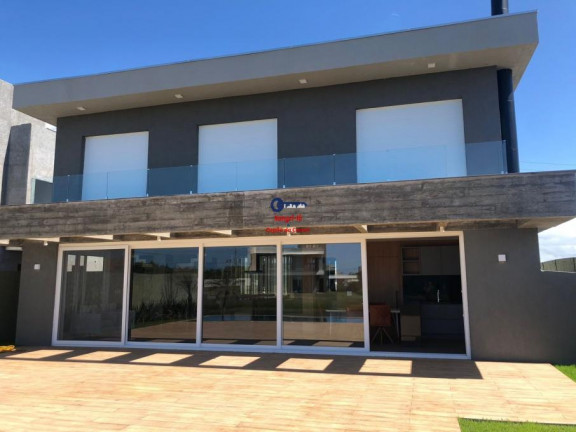 Imagem Casa de Condomínio com 5 Quartos à Venda, 280 m² em Capão Novo - Capão Da Canoa