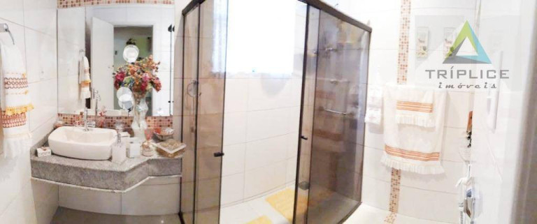 Imagem Casa com 6 Quartos à Venda, 320 m² em Grajaú - Juiz De Fora