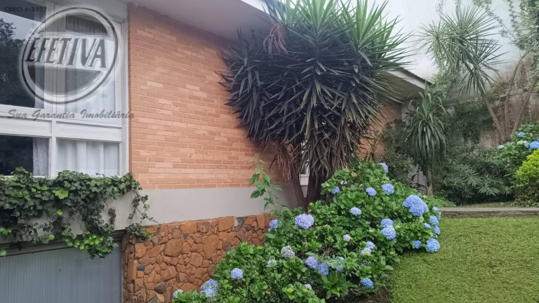 Imagem Casa com 3 Quartos à Venda, 309 m² em Jardim Social - Curitiba