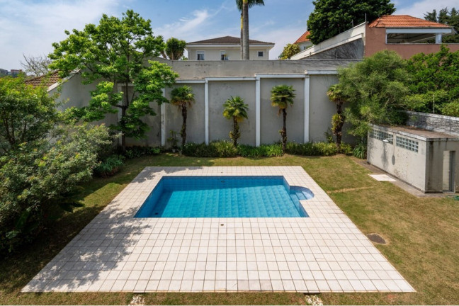 Casa com 4 Quartos à Venda, 613 m² em Jardim Leonor - São Paulo