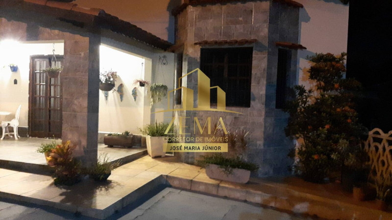 Imagem Casa com 3 Quartos à Venda, 211 m² em Varinhas - Mogi Das Cruzes