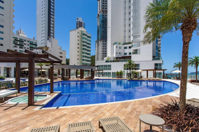 Imagem Apartamento com 3 Quartos à Venda, 182 m² em Pioneiros - Balneário Camboriú Imagem Apartamento com 3 Quartos à Venda, 182 m² em Pioneiros - Balneário Camboriú