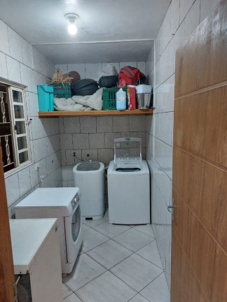 Imagem Casa com 3 Quartos à Venda, 210 m² em Guaíra - Curitiba