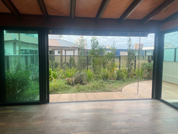 Imagem Casa com 3 Quartos à Venda, 360 m² em Ressacada - Itajaí