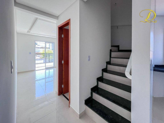 Sobrado com 2 Quartos à Venda, 56 m² em Guilhermina - Praia Grande
