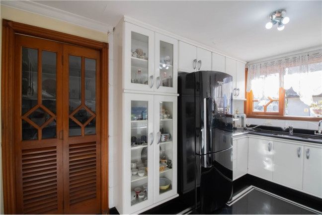 Imagem Casa com 3 Quartos à Venda, 450 m² em Maia - Guarulhos Imagem Casa com 3 Quartos à Venda, 450 m² em Maia - Guarulhos