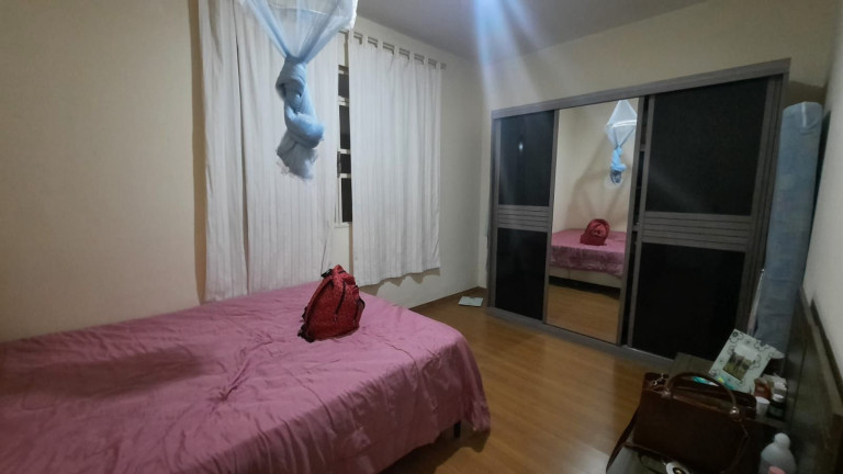 Imagem Casa com 2 Quartos à Venda, 290 m² em Santa Helena,(barreiro) - Belo Horizonte Imagem Casa com 2 Quartos à Venda, 290 m² em Santa Helena,(barreiro) - Belo Horizonte