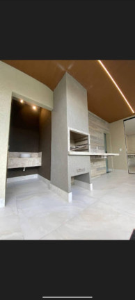 Imagem Casa com 3 Quartos à Venda, 225 m² em Goiânia Imagem Casa com 3 Quartos à Venda, 225 m² em Goiânia