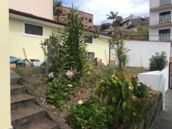 Imagem Casa com 2 Quartos à Venda, 235 m² em Jardim Quisisana - Poços De Caldas Imagem Casa com 2 Quartos à Venda, 235 m² em Jardim Quisisana - Poços De Caldas