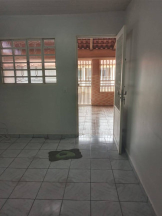Imagem Casa com 4 Quartos à Venda, 300 m² em Guará I - Brasília Imagem Casa com 4 Quartos à Venda, 300 m² em Guará I - Brasília