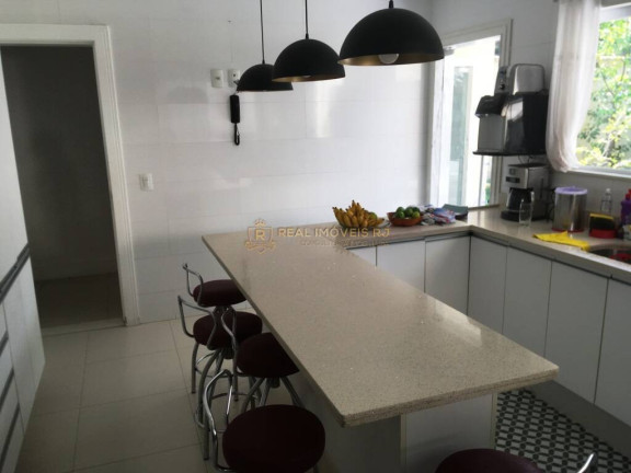 Imagem Casa com 5 Quartos à Venda, 320 m² em Jacarepaguá - Rio De Janeiro Imagem Casa com 5 Quartos à Venda, 320 m² em Jacarepaguá - Rio De Janeiro