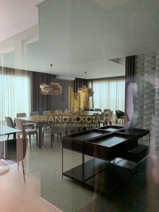 Imagem Apartamento com 3 Quartos à Venda, 137 m² em Centro - Balneário Camboriú Imagem Apartamento com 3 Quartos à Venda, 137 m² em Centro - Balneário Camboriú