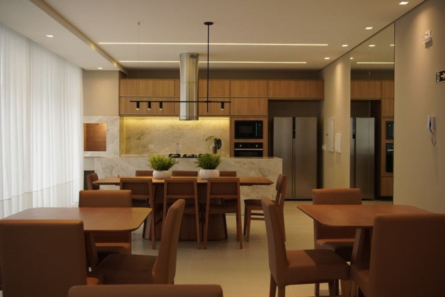 Imagem Apartamento com 3 Quartos à Venda, 155 m² em Hugo Lange - Curitiba