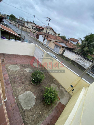 Sobrado com 5 Quartos à Venda, 390 m² em Centro - Caraguatatuba