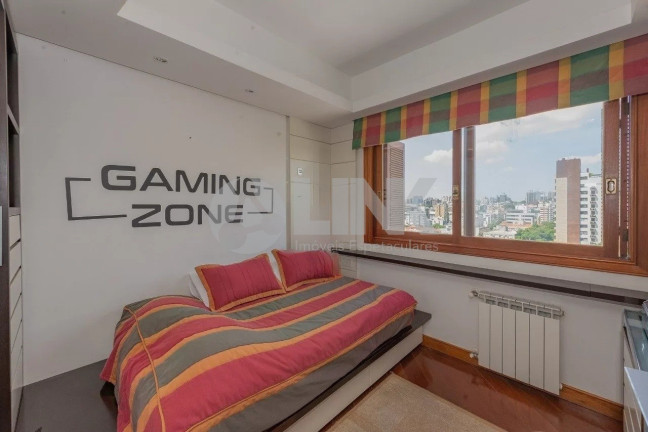 Imagem Apartamento com 3 Quartos à Venda, 201 m² em Moinhos De Vento - Porto Alegre