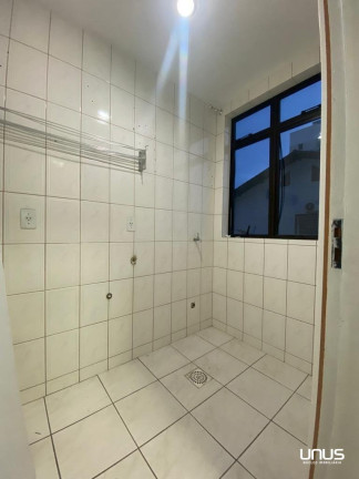 Imagem Apartamento com 2 Quartos à Venda, 74 m² em Centro - Palhoça