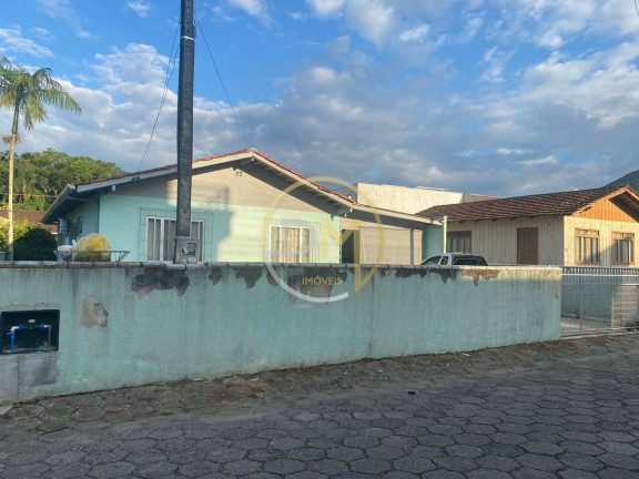 Casa com 3 Quartos à Venda, 450 m² em Vila Nova - Porto Belo