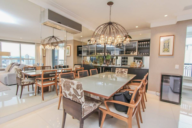 Imagem Apartamento com 3 Quartos à Venda,  em Centro - Balneário Camboriú