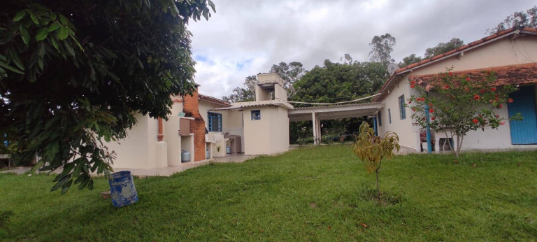 Imagem Chácara com 3 Quartos à Venda, 3.260 m² em Centro - Sarapuí