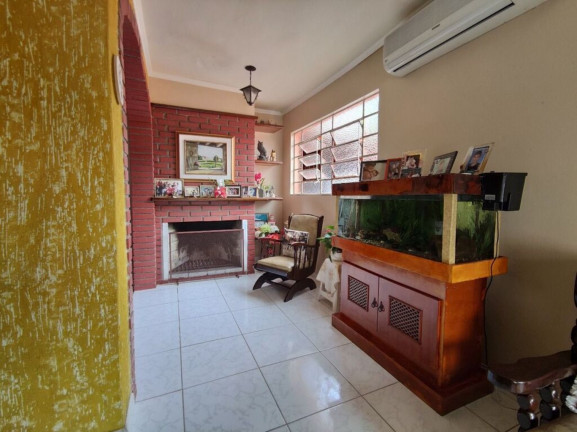 Imagem Imóvel com 4 Quartos à Venda, em Santa Tereza - Porto Alegre Imagem Imóvel com 4 Quartos à Venda, em Santa Tereza - Porto Alegre