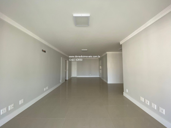 Imagem Apartamento com 3 Quartos à Venda, 139 m² em Centro - Florianópolis Imagem Apartamento com 3 Quartos à Venda, 139 m² em Centro - Florianópolis