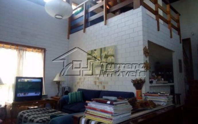 Imagem Casa de Condomínio com 3 Quartos à Venda, 200 m² em Abernéssia - Campos Do Jordão Imagem Casa de Condomínio com 3 Quartos à Venda, 200 m² em Abernéssia - Campos Do Jordão