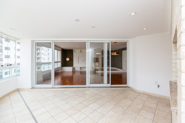 Imagem Apartamento com 3 Quartos à Venda, 158 m² em Moema - São Paulo Imagem Apartamento com 3 Quartos à Venda, 158 m² em Moema - São Paulo