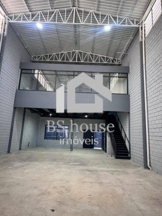 Galpão à Venda, 470 m² em Campestre - Santo André
