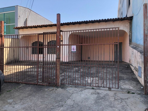 Casa com 5 Quartos à Venda, 350 m² em Taguatinga Norte (taguatinga) - Brasília