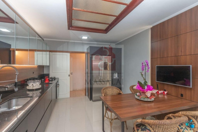 Imagem Casa com 3 Quartos à Venda, 240 m² em Vila João Pessoa - Porto Alegre Imagem Casa com 3 Quartos à Venda, 240 m² em Vila João Pessoa - Porto Alegre