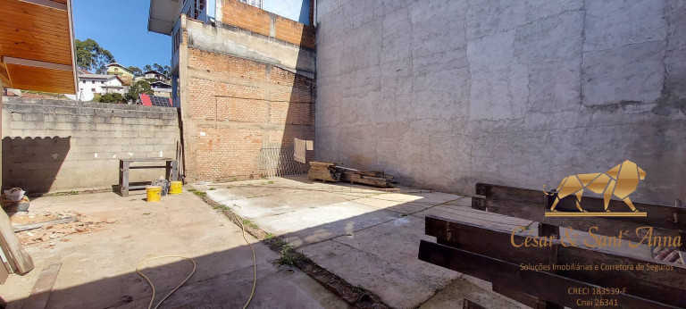 Imagem Casa com 2 Quartos à Venda, 370 m² em Jardim Márcia - Campos Do Jordão Imagem Casa com 2 Quartos à Venda, 370 m² em Jardim Márcia - Campos Do Jordão