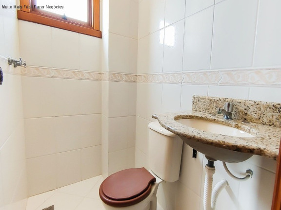 Imagem Sobrado com 3 Quartos à Venda, 266 m² em Aberta Dos Morros - Porto Alegre