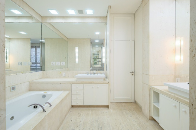 Imagem Imóvel com 3 Quartos para Alugar, 532 m² em Jardim Guedala - São Paulo Imagem Imóvel com 3 Quartos para Alugar, 532 m² em Jardim Guedala - São Paulo