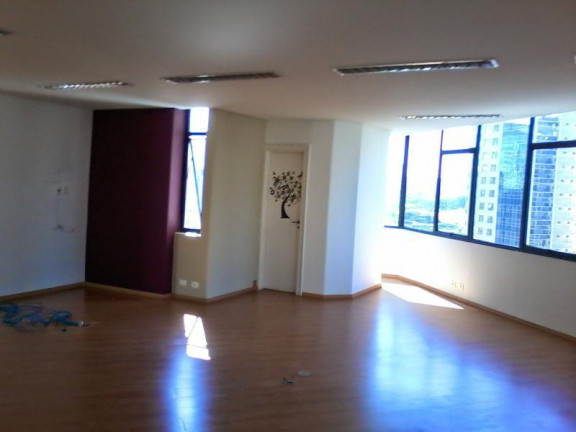 Imagem Apartamento com 3 Quartos à Venda, 139 m² em Itaim - São Paulo