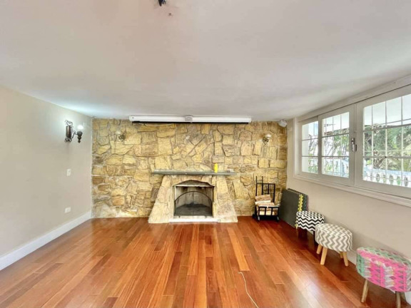 Imagem Casa com 3 Quartos à Venda, 600 m² em Pousada Dos Bandeirantes - Carapicuíba Imagem Casa com 3 Quartos à Venda, 600 m² em Pousada Dos Bandeirantes - Carapicuíba