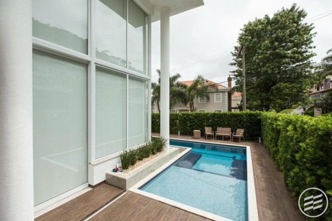 Imagem Casa com 4 Quartos à Venda, 730 m² em Estados - Balneário Camboriú Imagem Casa com 4 Quartos à Venda, 730 m² em Estados - Balneário Camboriú