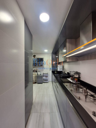 Imagem Apartamento com 4 Quartos à Venda, 140 m² em Barra Da Tijuca - Rio De Janeiro
