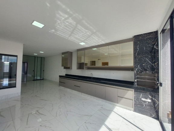 Imagem Casa com 3 Quartos à Venda, 170 m² em Vila Rosa - Goiânia