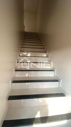 Imagem Casa com 3 Quartos à Venda, 165 m² em Fraron - Pato Branco Imagem Casa com 3 Quartos à Venda, 165 m² em Fraron - Pato Branco