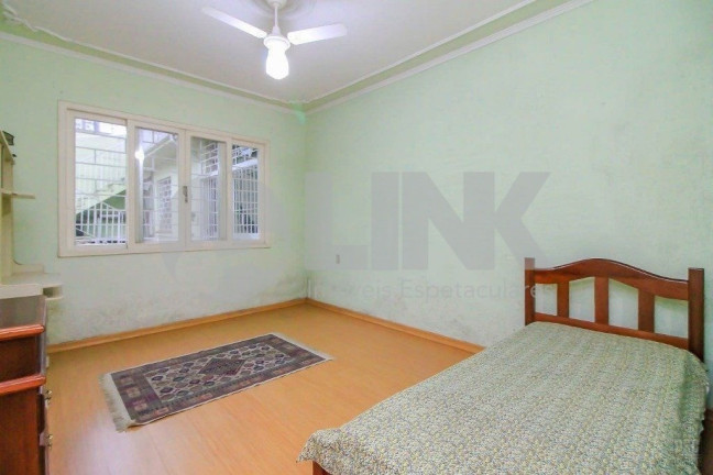 Imagem Casa com 3 Quartos à Venda, 180 m² em Passo Da Areia - Porto Alegre Imagem Casa com 3 Quartos à Venda, 180 m² em Passo Da Areia - Porto Alegre