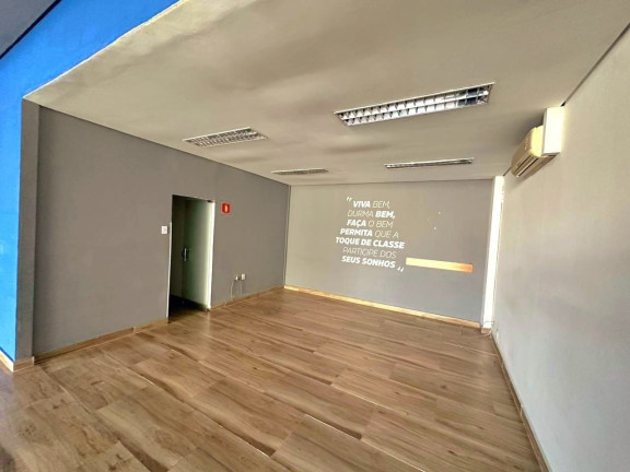 Ponto Comercial para Alugar, 300 m² em Jardim Das Nações - Taubaté