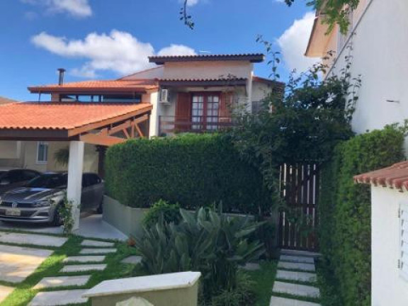 Imagem Sobrado com 4 Quartos à Venda, 264 m² em Arujá 5 - Arujá Imagem Sobrado com 4 Quartos à Venda, 264 m² em Arujá 5 - Arujá