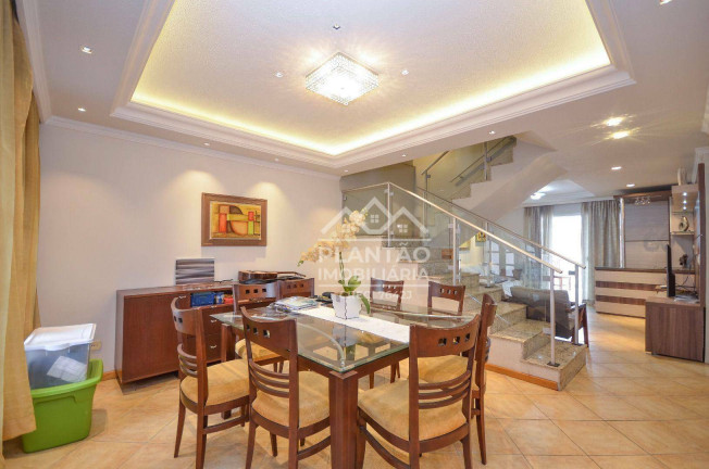 Imagem Casa com 4 Quartos à Venda, em Pinheirinho - Curitiba Imagem Casa com 4 Quartos à Venda, em Pinheirinho - Curitiba