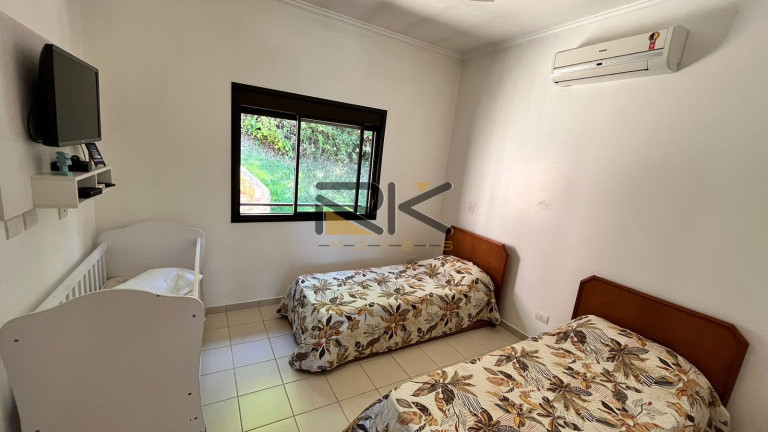 Imagem Sobrado com 3 Quartos à Venda, 600 m² em Toninhas - Ubatuba Imagem Sobrado com 3 Quartos à Venda, 600 m² em Toninhas - Ubatuba