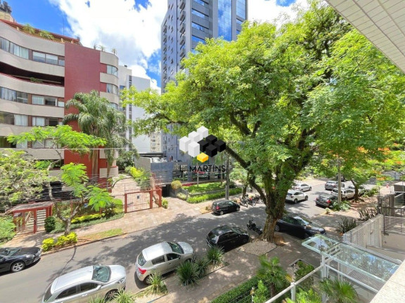 Imagem Apartamento com 3 Quartos à Venda, 170 m² em Petrópolis - Porto Alegre Imagem Apartamento com 3 Quartos à Venda, 170 m² em Petrópolis - Porto Alegre