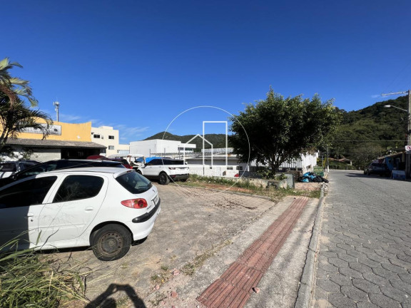 Imagem Galpão à Venda, 200 m² em São João Do Rio Vermelho - Florianópolis Imagem Galpão à Venda, 200 m² em São João Do Rio Vermelho - Florianópolis