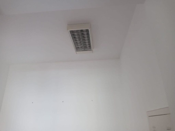 Imagem Sala Comercial à Venda, 43 m² em Centro Histórico - Porto Alegre Imagem Sala Comercial à Venda, 43 m² em Centro Histórico - Porto Alegre